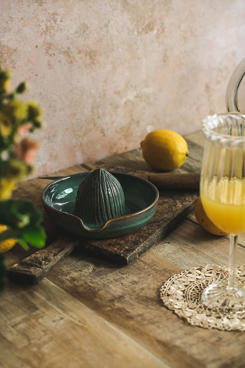 Ceramic Citrus Juicer - Sage