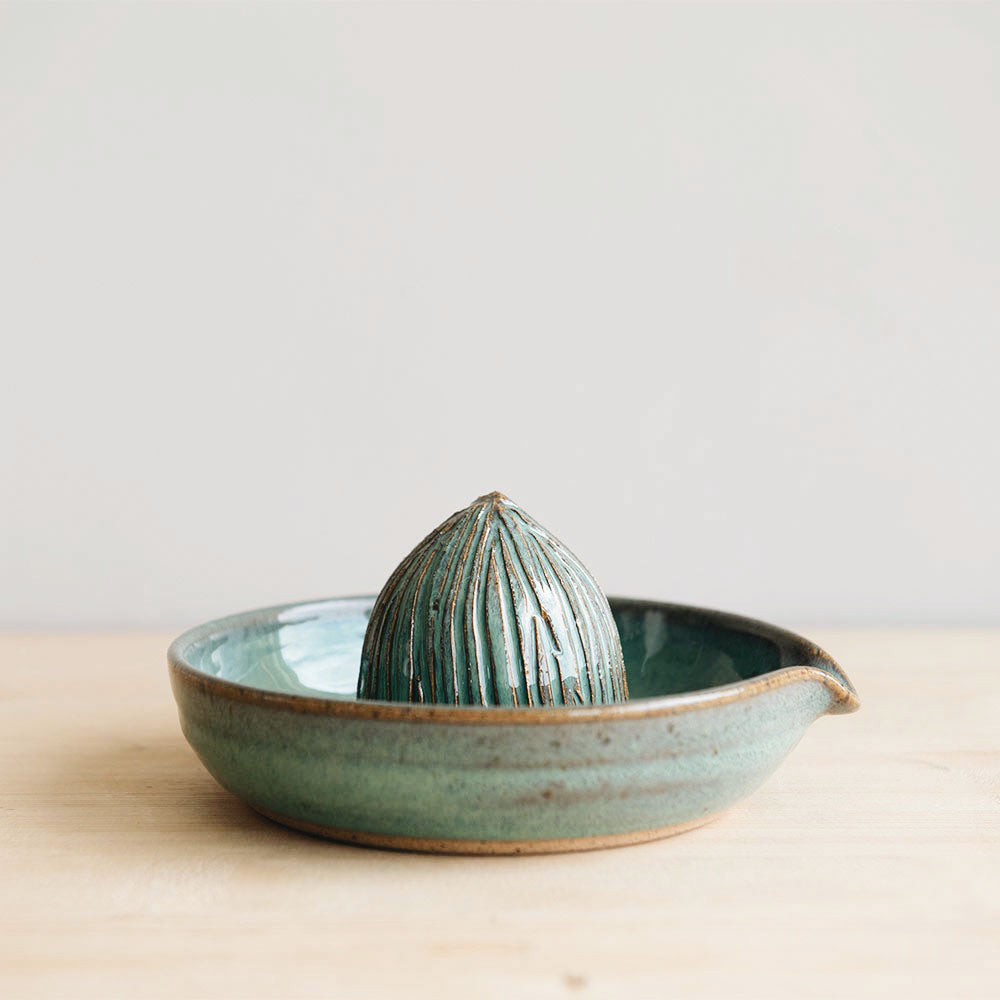 Ceramic Citrus Juicer - Sage