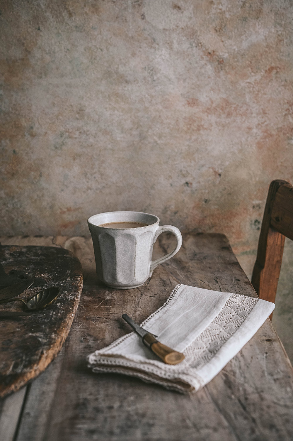 Ceramic Petal Carved Mug
