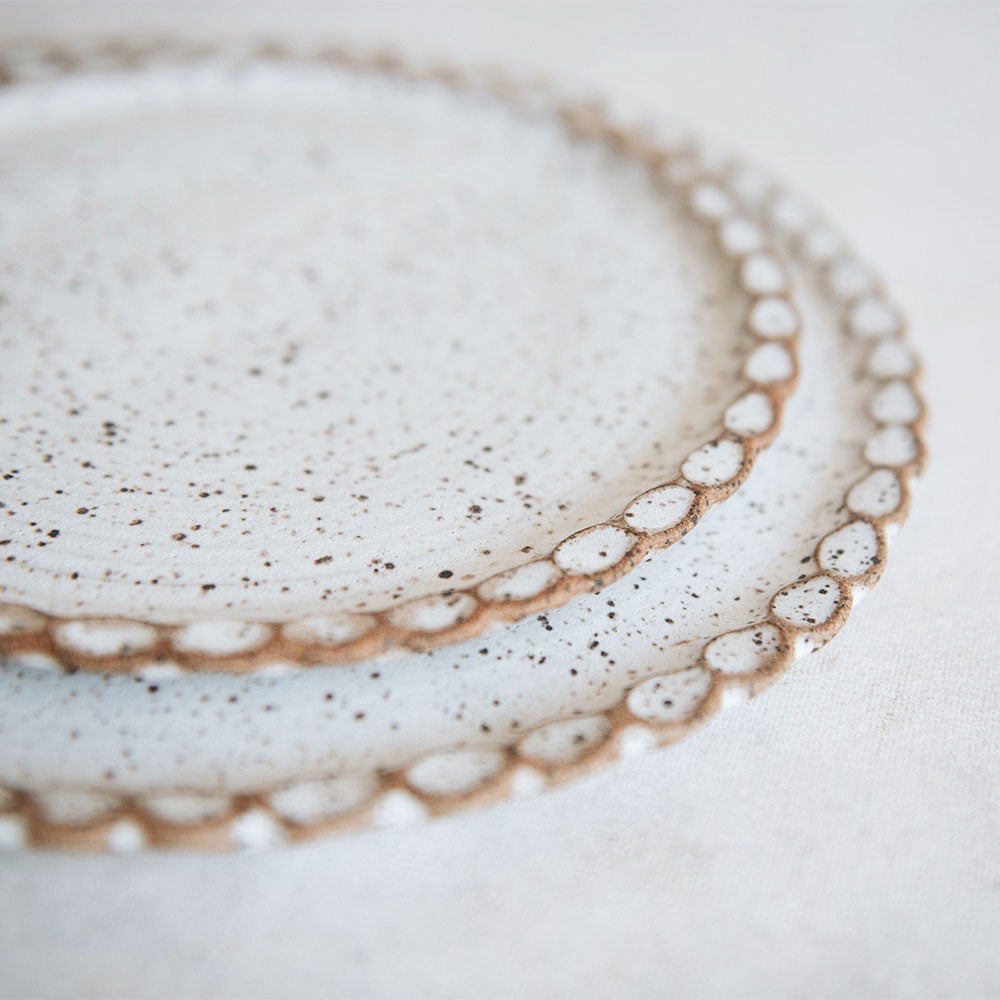 Ceramic Scalloped Plate - Light