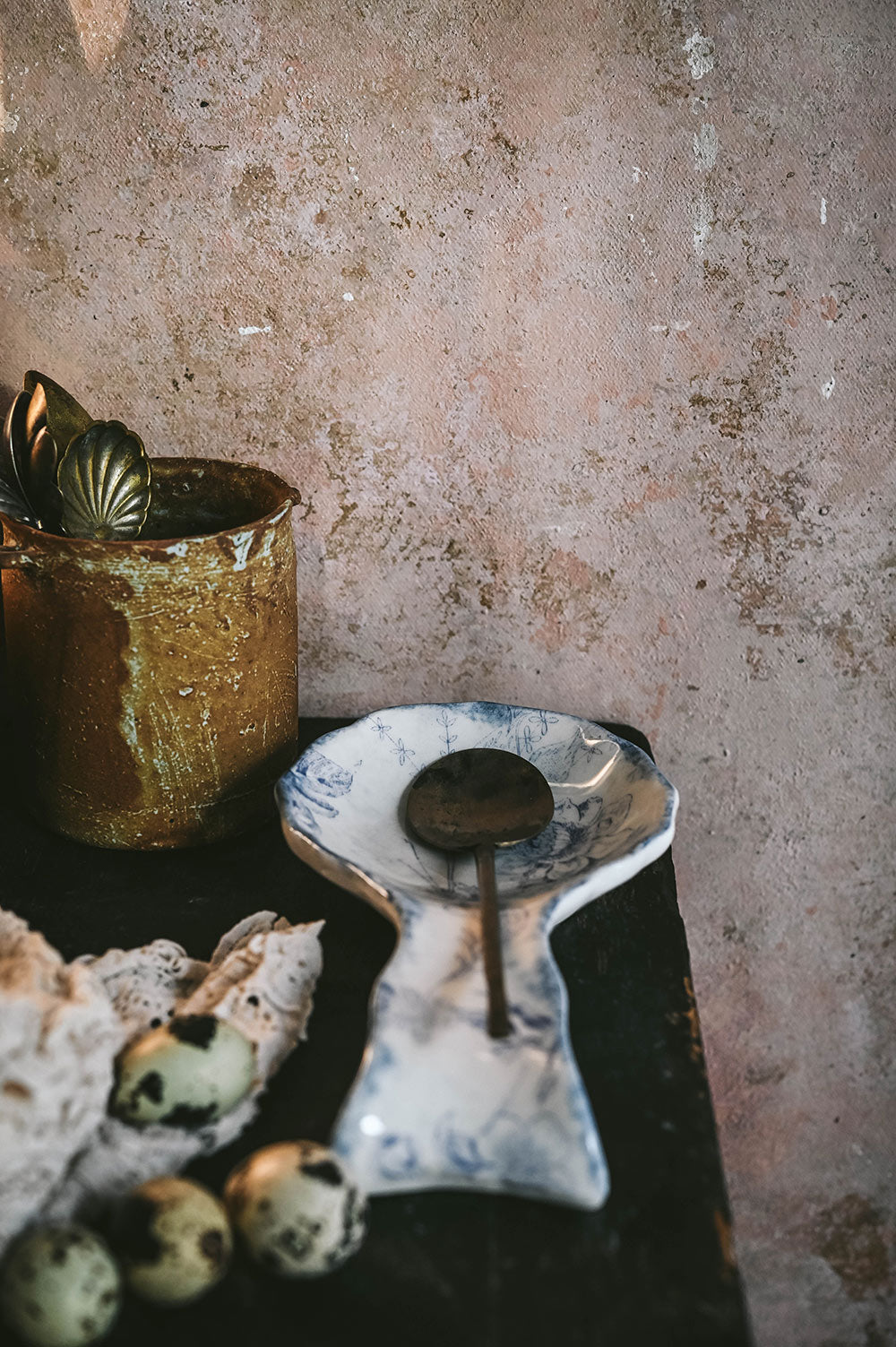Hand-Painted Ceramic Spoon Rest - Blue Garden