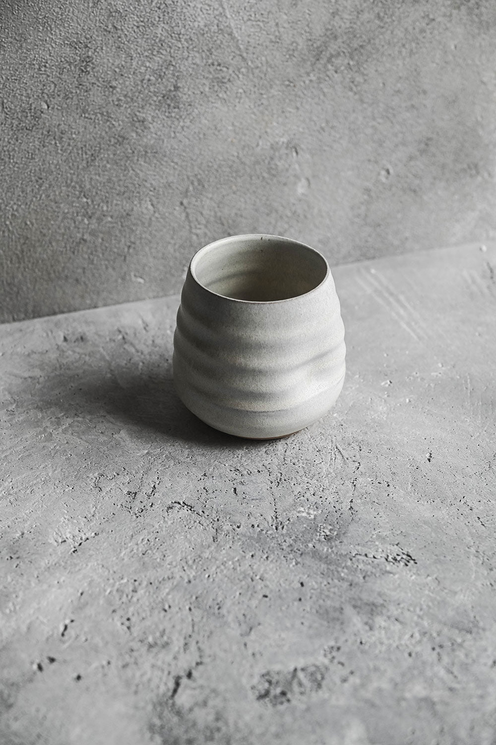 Ceramic Tumbler with Thumb Nook