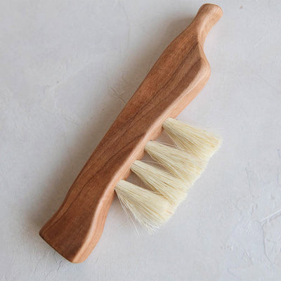 Medium Wooden Counter Brush No. MT0974