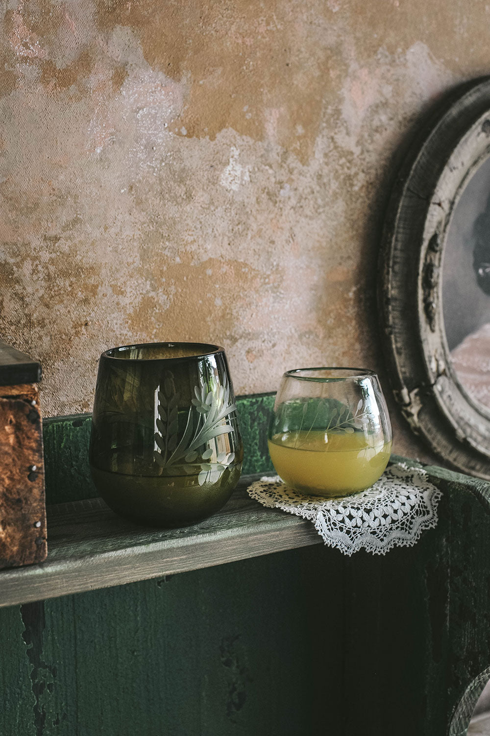 Hand-etched Round Floral Tumbler - Olive