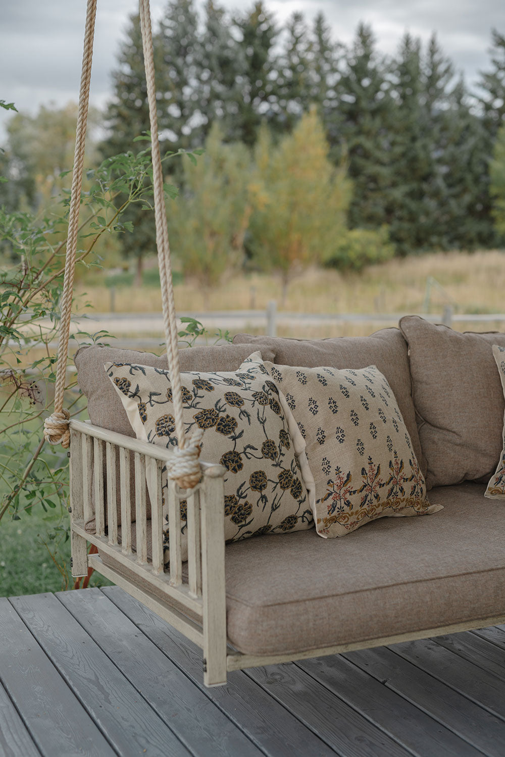 Linen Hand Block-Printed Pillow Cover No. 0221