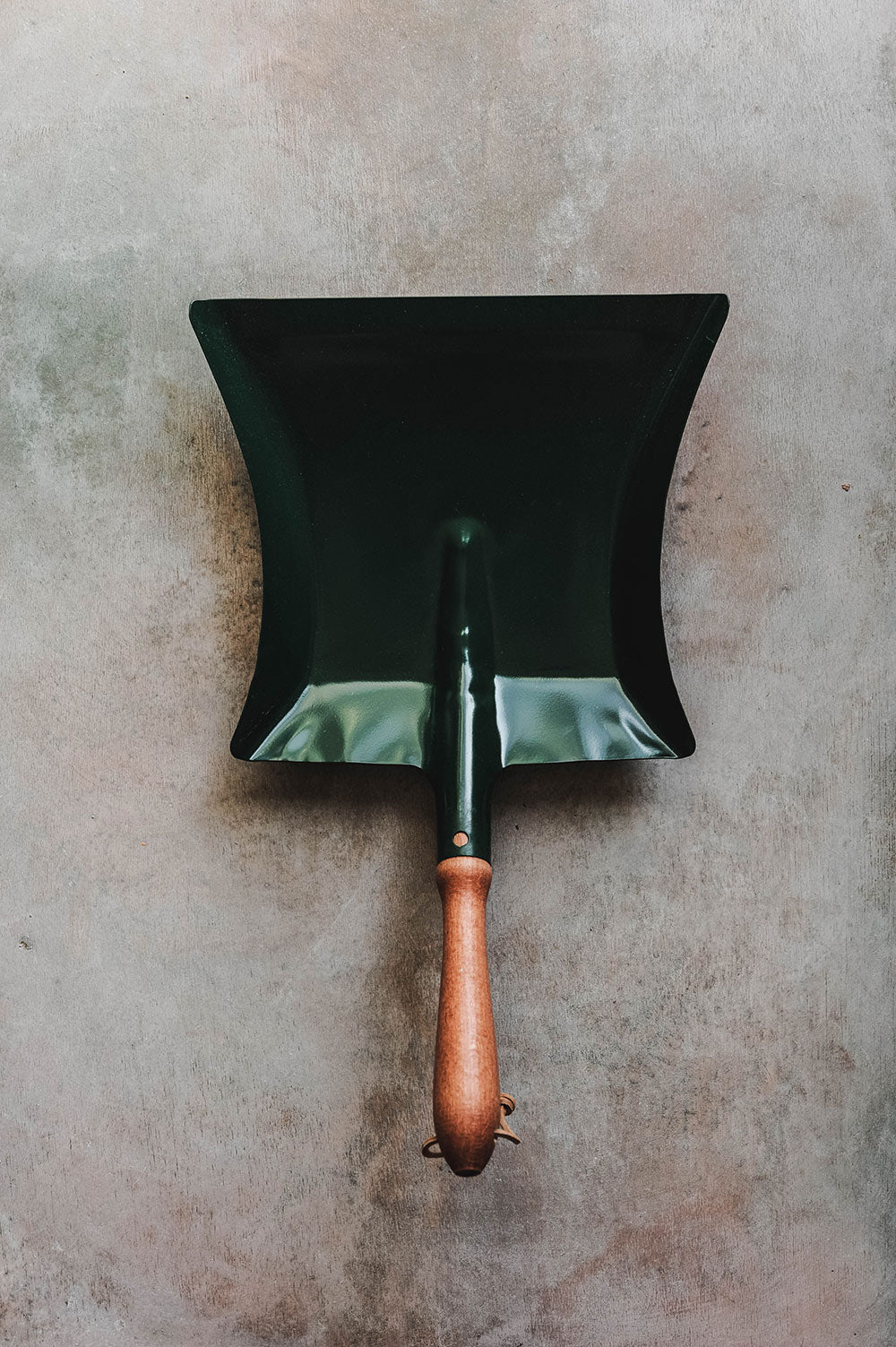 Outdoor Metal Dustpan Set