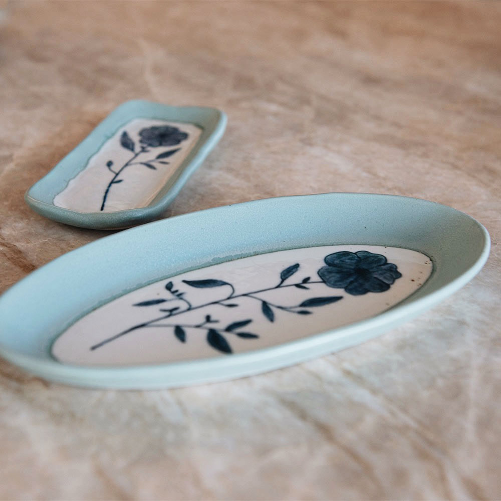 Hand-painted Posy Tray No. 10