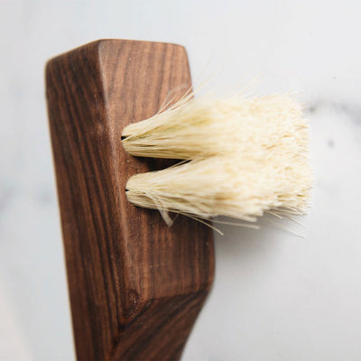 Medium Wooden Counter Brush No. MT0997