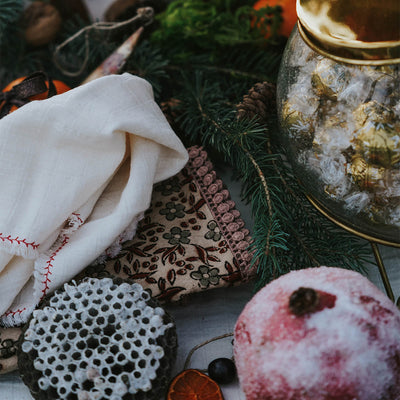 Delicate Branch Napkin Set