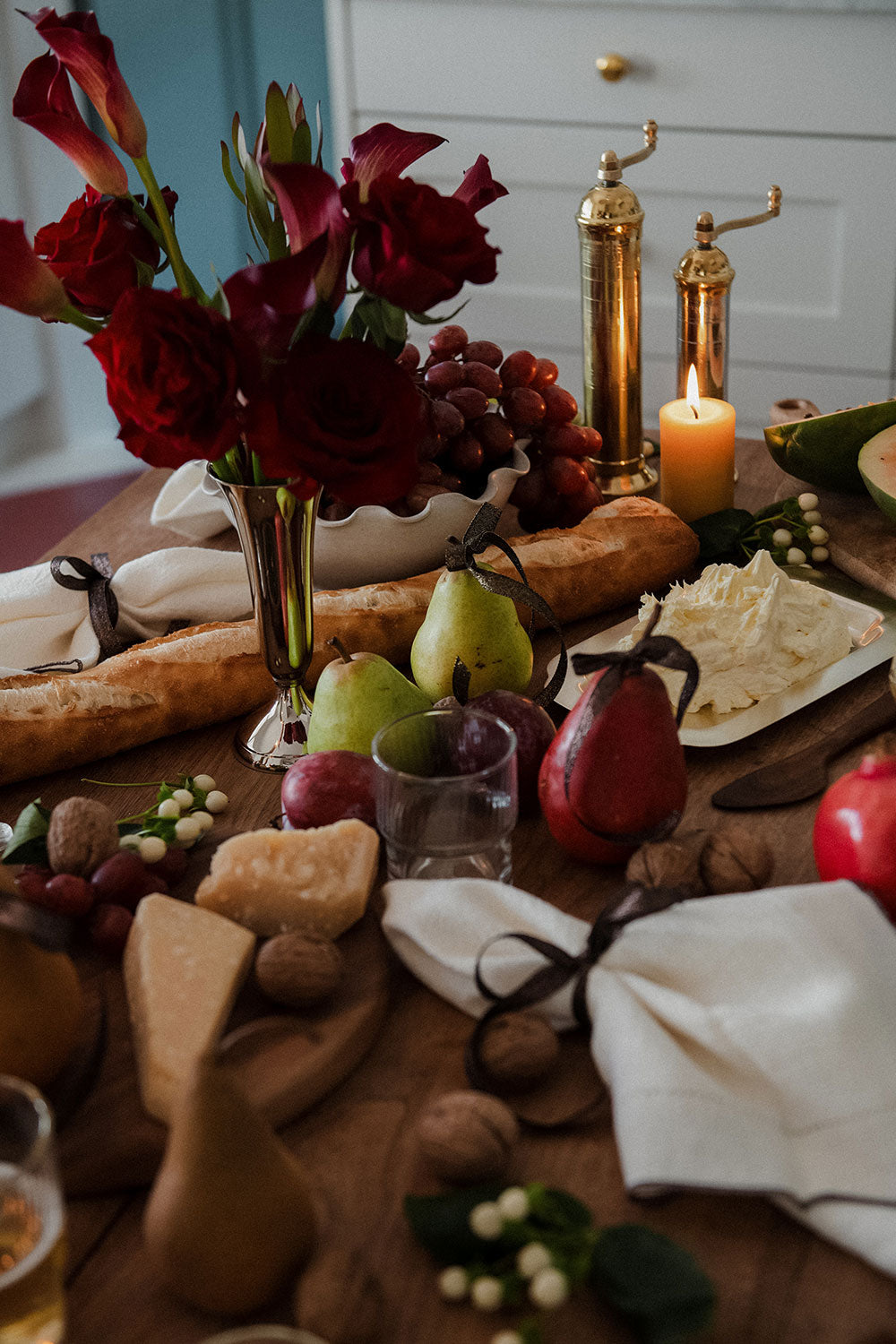 holiday-table5.jpg__PID:036db459-2975-4ea3-9f3e-8ca222893ae6