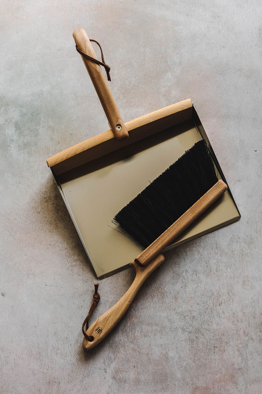 Metal Dustpan Set