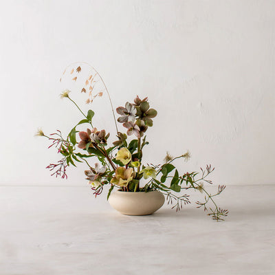 Minimal Ceramic Ikebana Vase