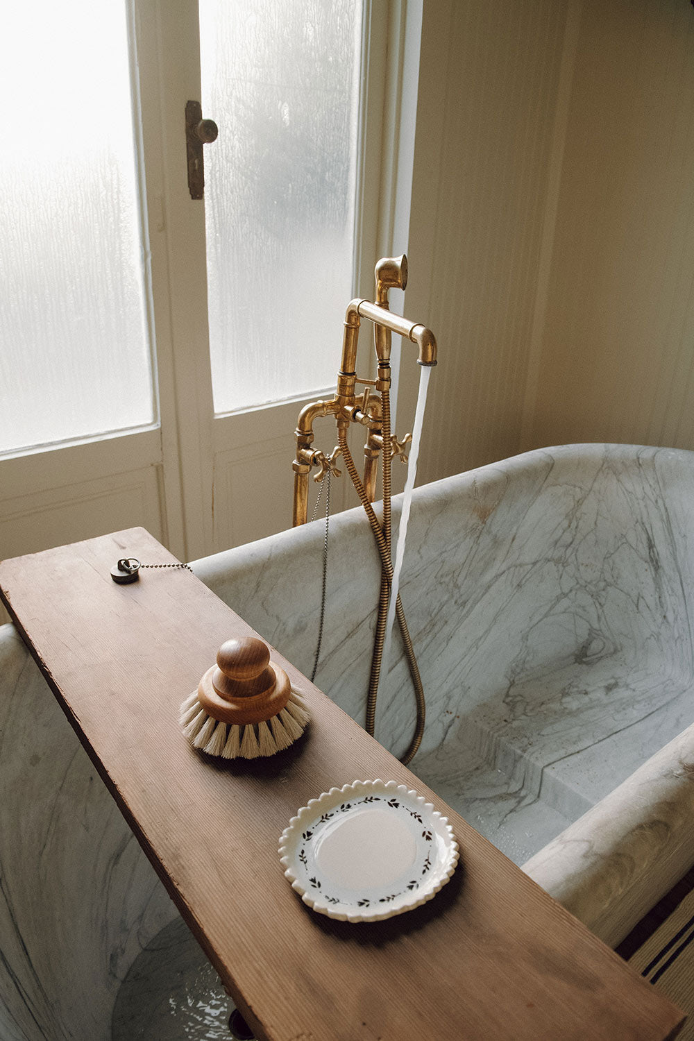 Round Bath Brush