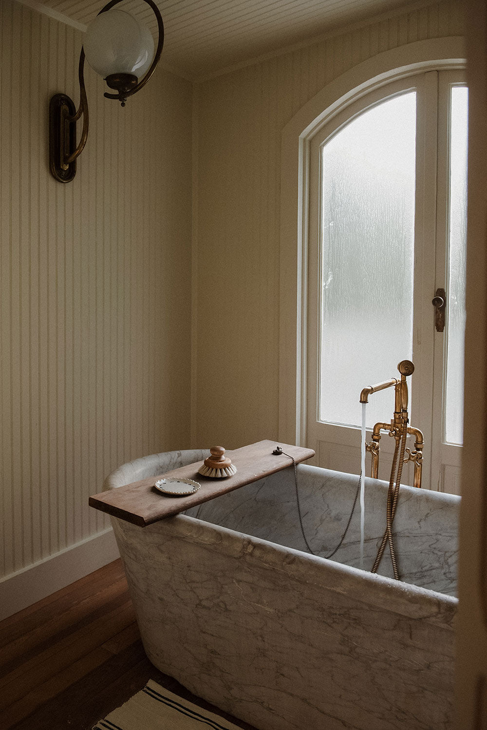 Round Bath Brush