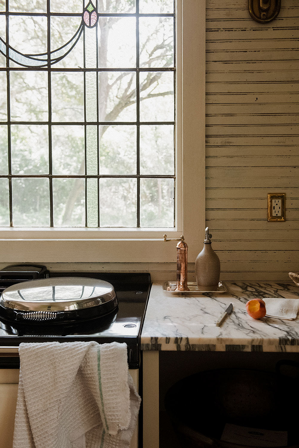 Roan Iris Tray - Polished Nickel