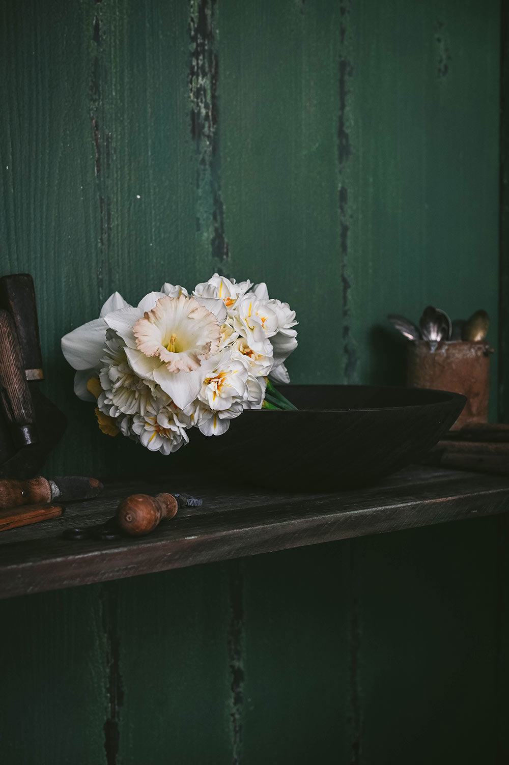 Roan Iris Walnut Wood Bowl