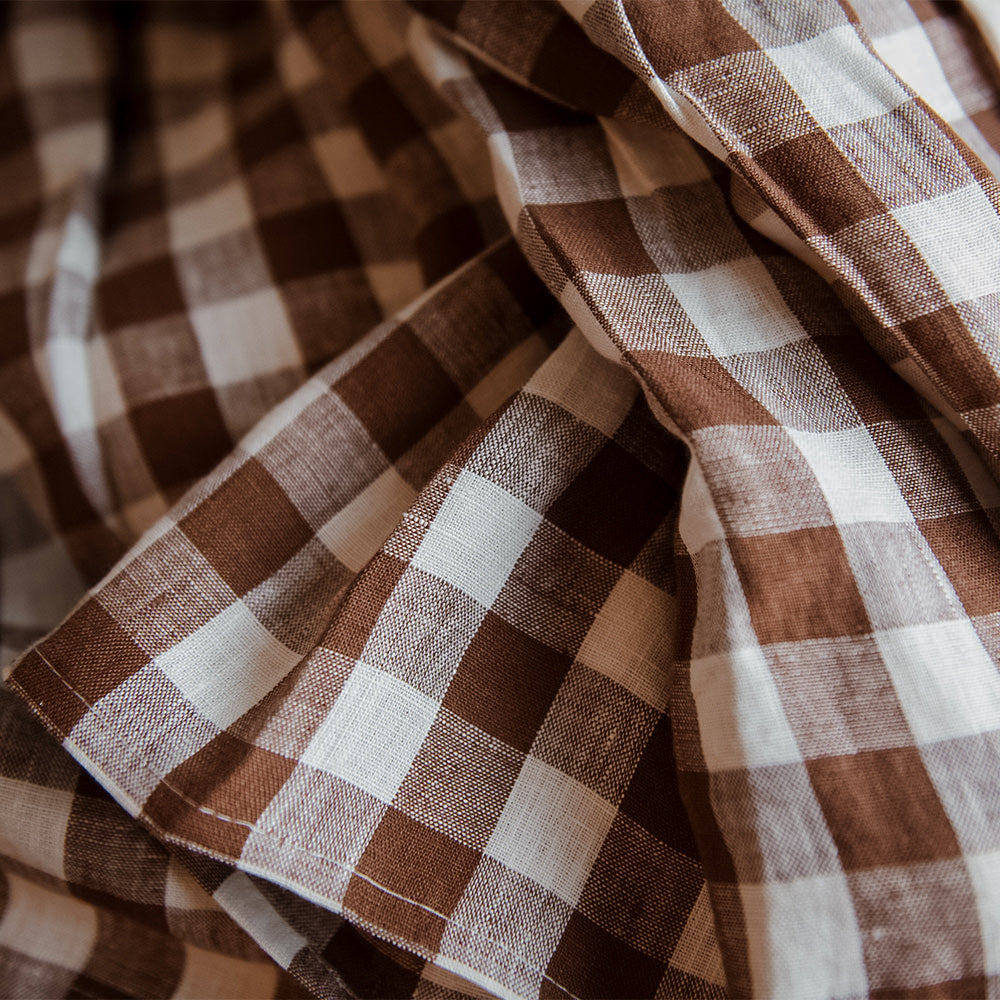 Gingham Round Ruffle Tablecloth