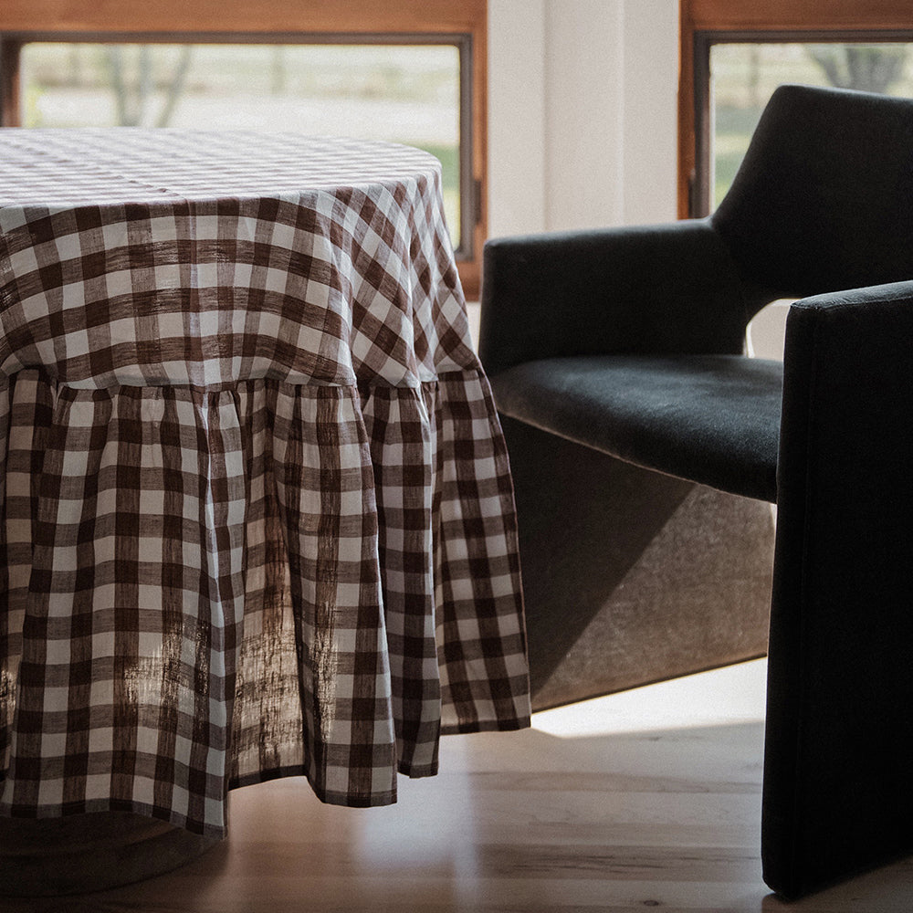 Gingham Round Ruffle Tablecloth