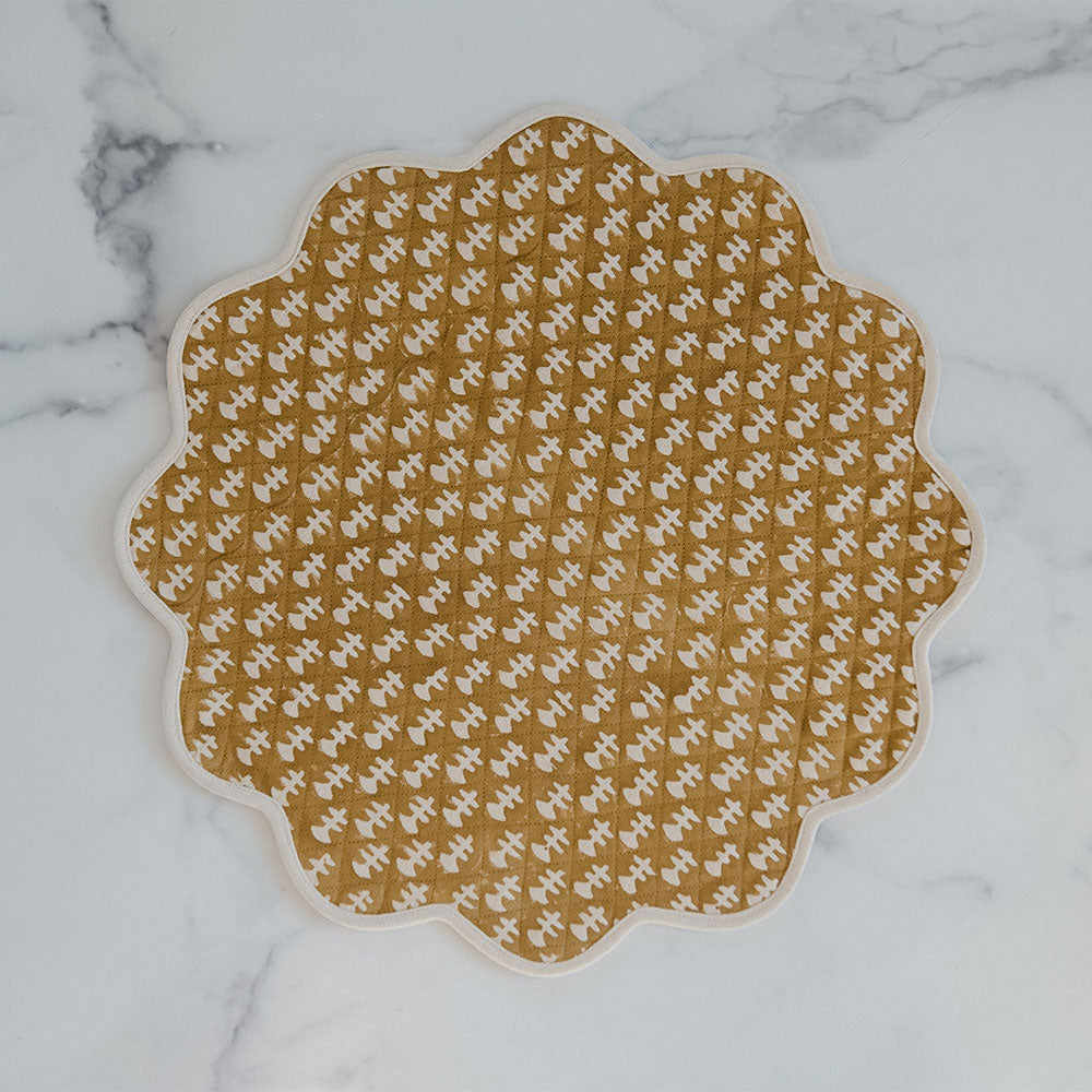 Quilted Scallop Placemat