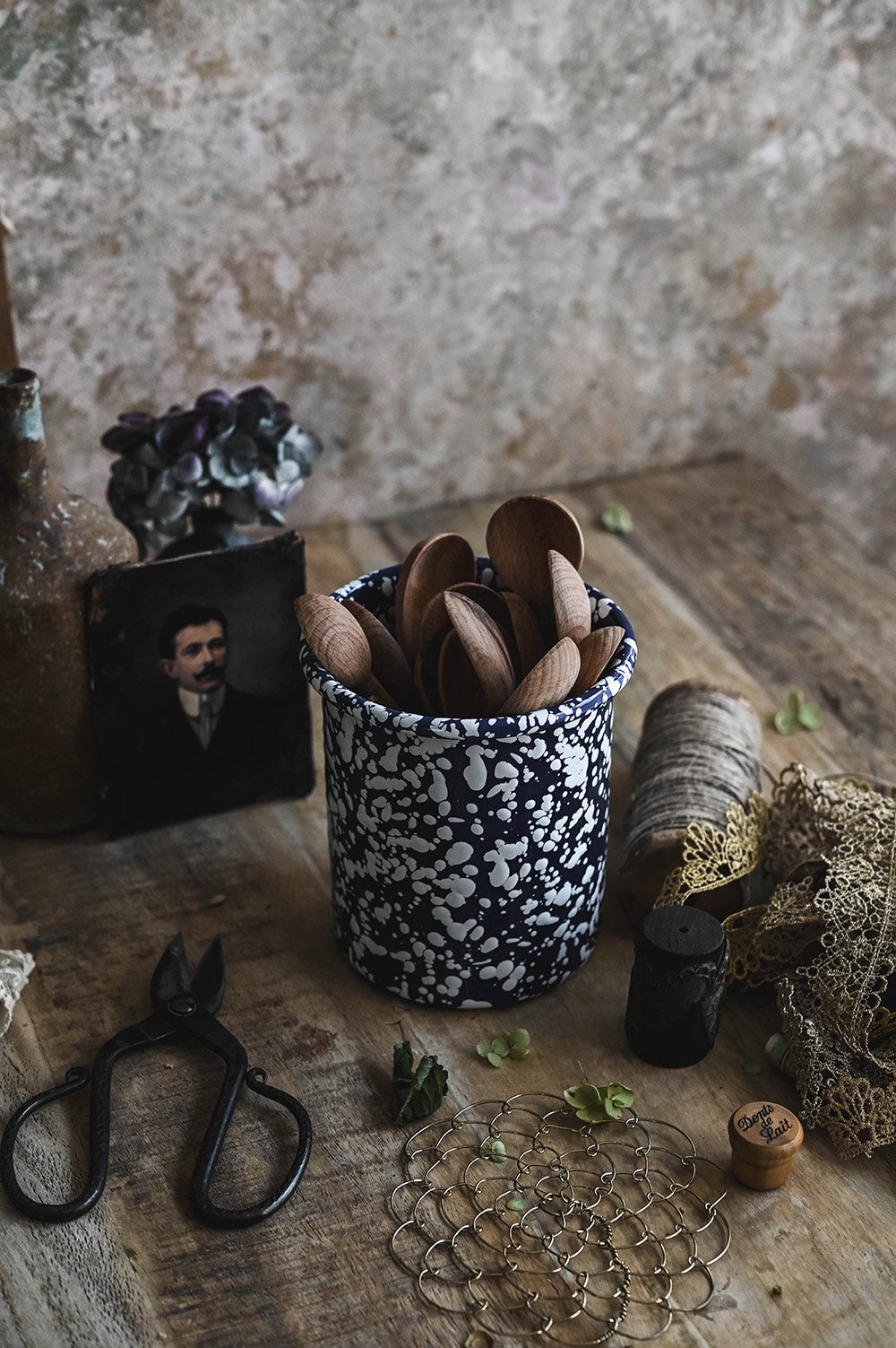 Splatterware Enamel Utensil Crock - Sky