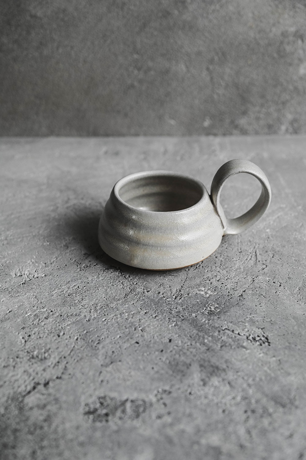 Ceramic Tealight Holder with Handle