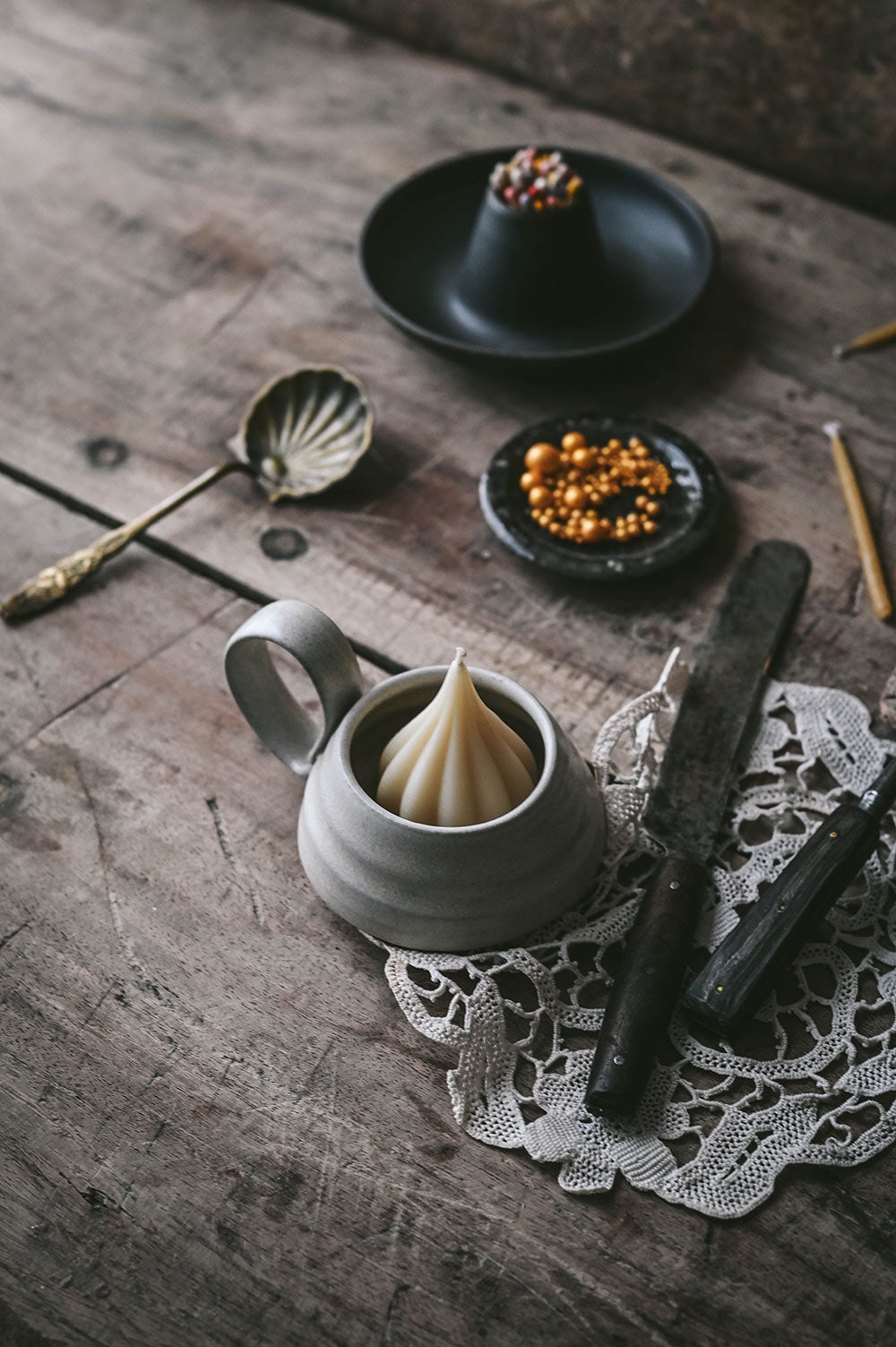 Ceramic Tealight Holder with Handle