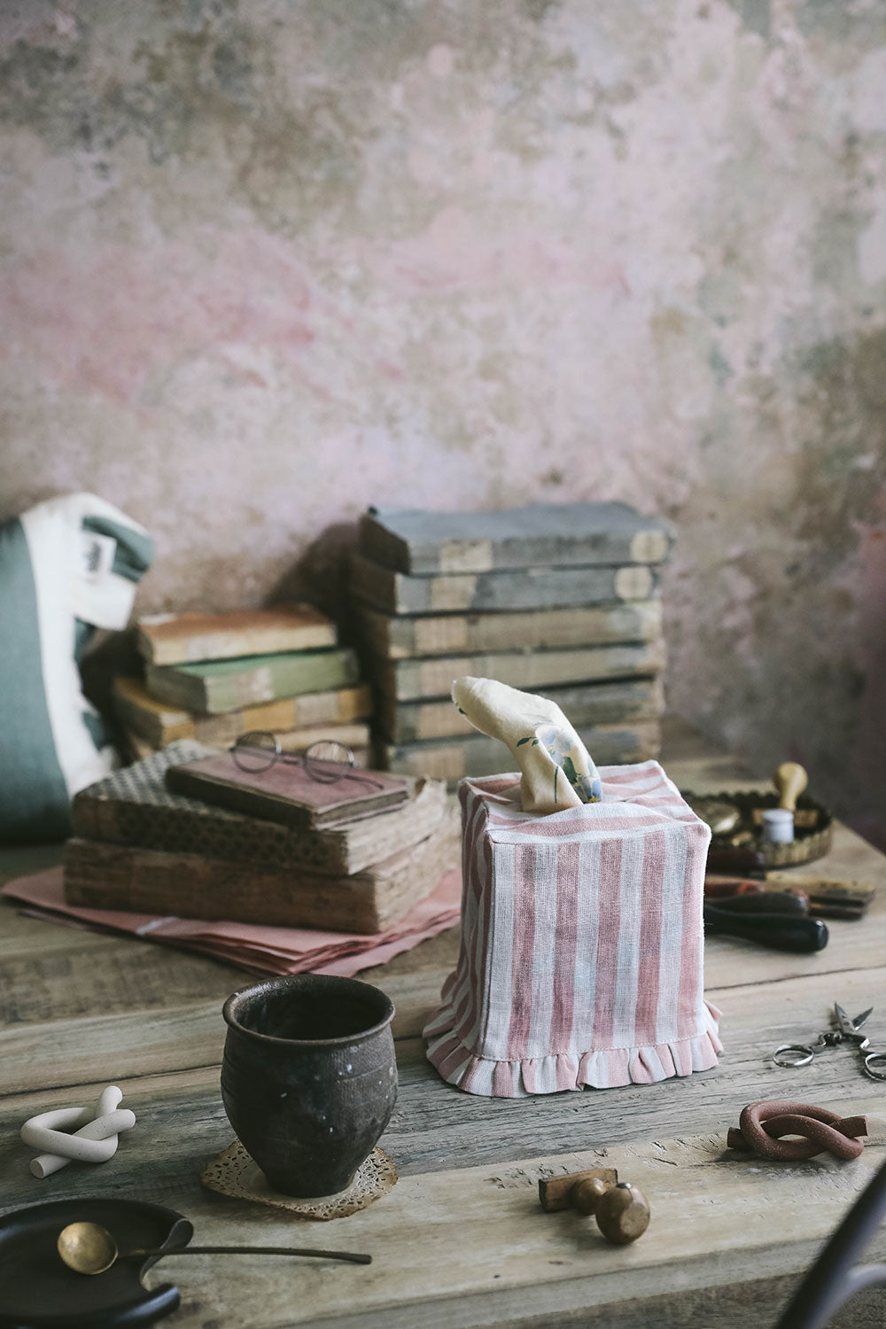 Linen Tissue Cover - Blush Stripe