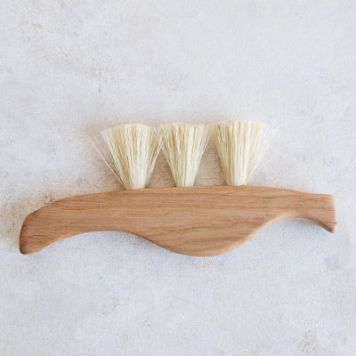 Medium Wooden Counter Brush No. MT0950