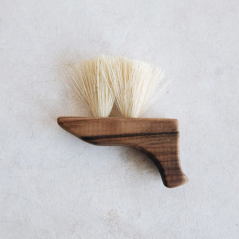 Small Wooden Counter Brush No. MT0952
