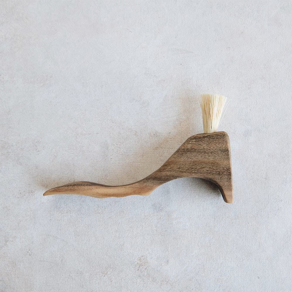 Small Wooden Counter Brush No. MT0954