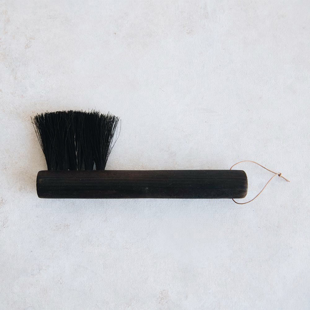 Small Wooden Counter Brush No. MT0962