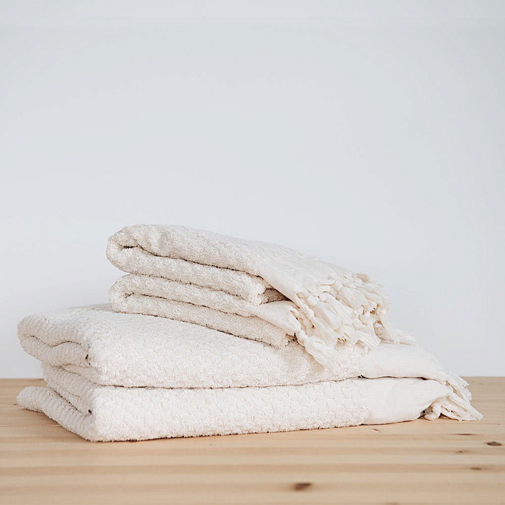 Hand-loomed Turkish Cotton Towel - Natural Dots