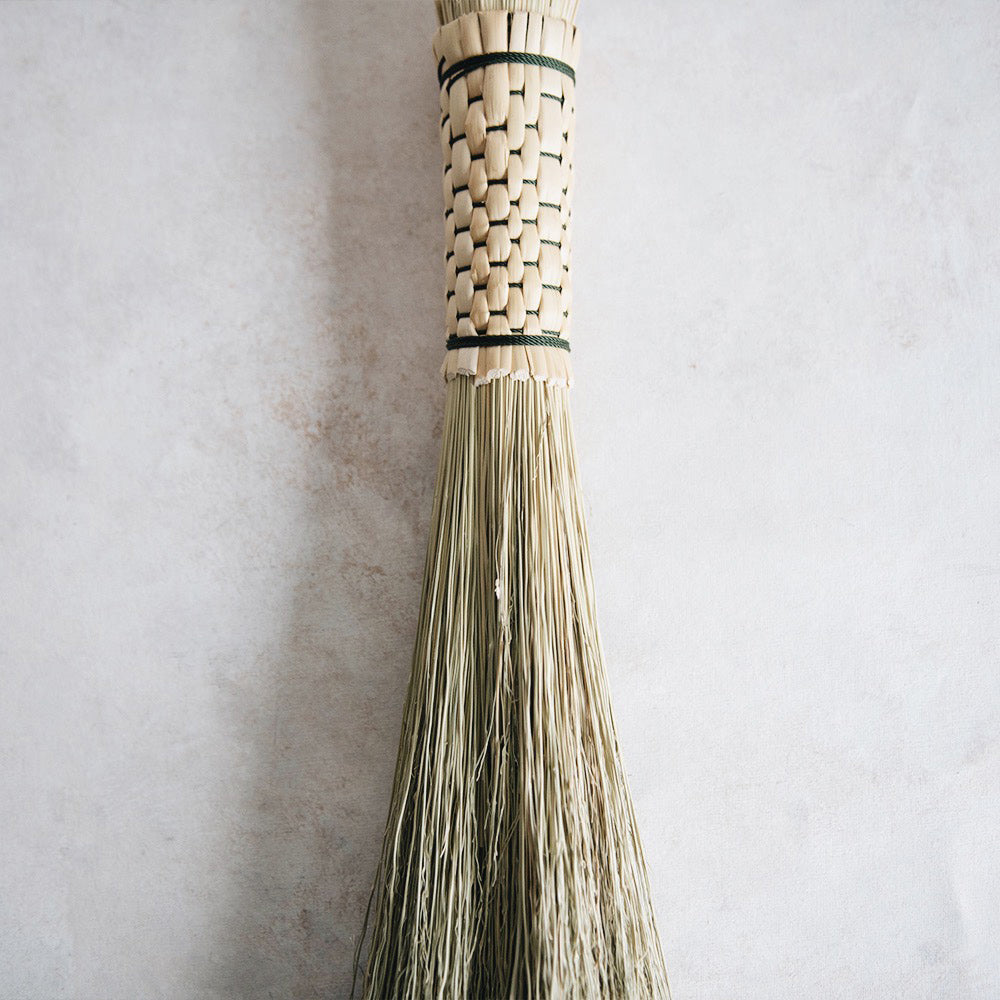 Large Plaited Hand Broom