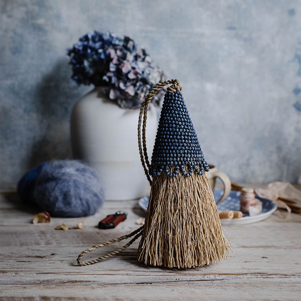 Vetiver Beaded Tassel Room Freshener