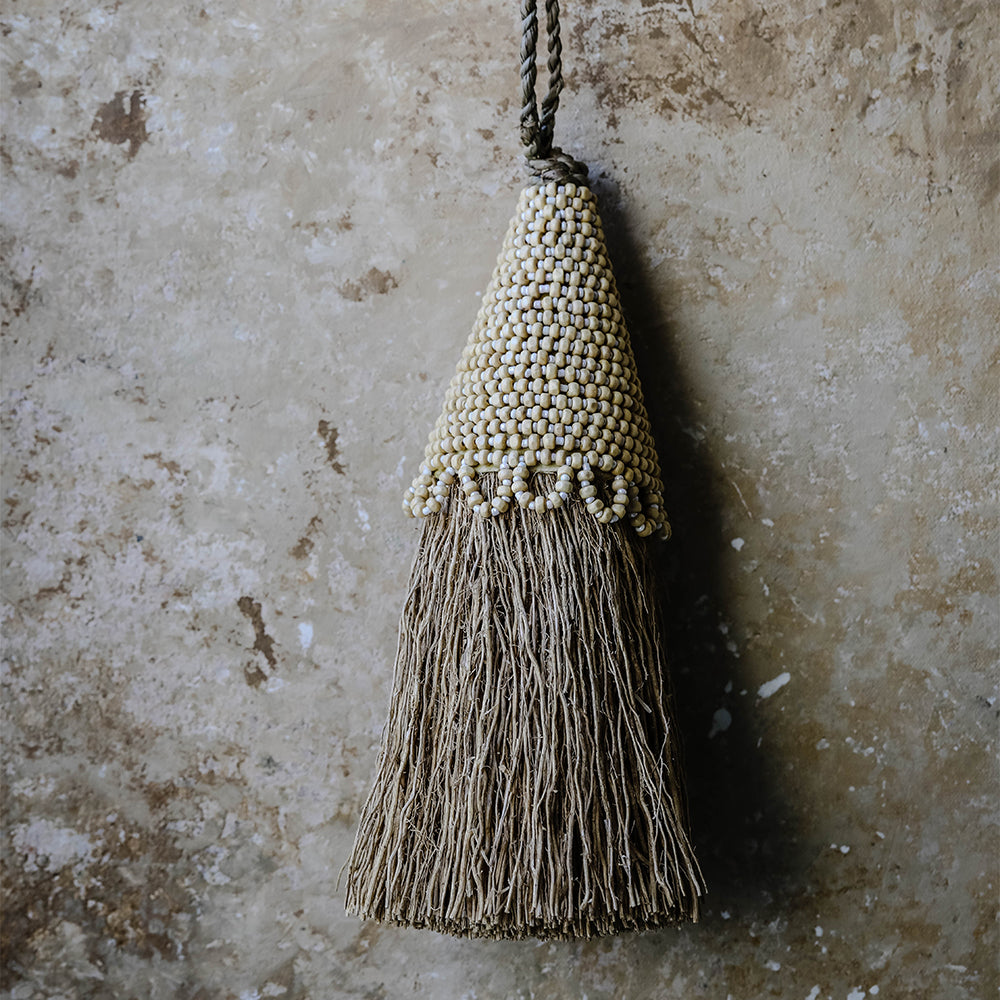 Vetiver Beaded Tassel Room Freshener