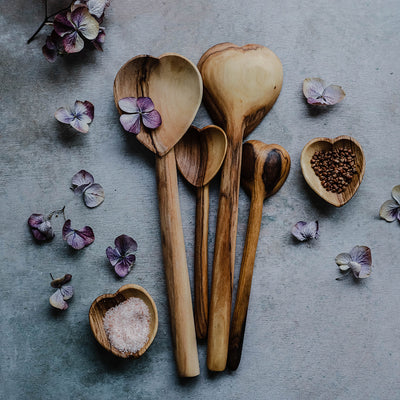 Wild Olive Wood Mini Heart Dish Set